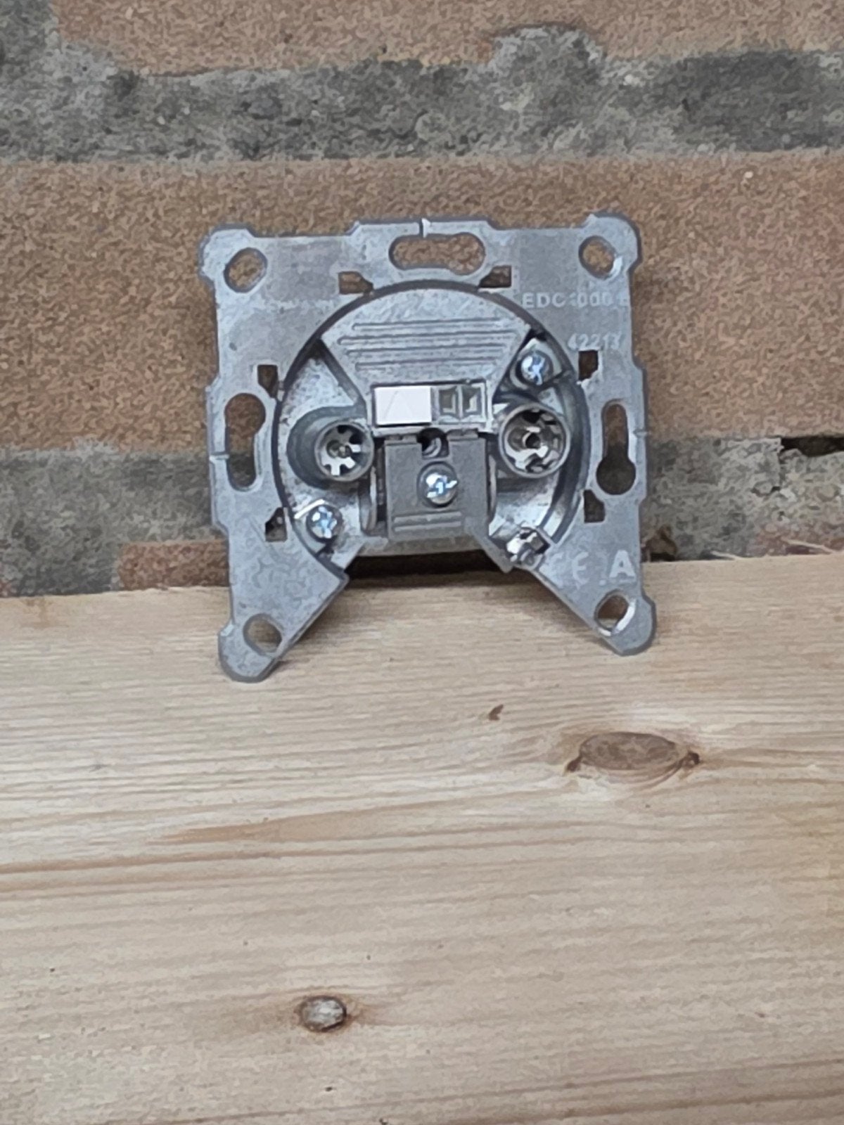 Hirschmann EDC1000 Coax Wandcontactdoos, Ophalen of Verzenden, Nieuw, Tv-kabel