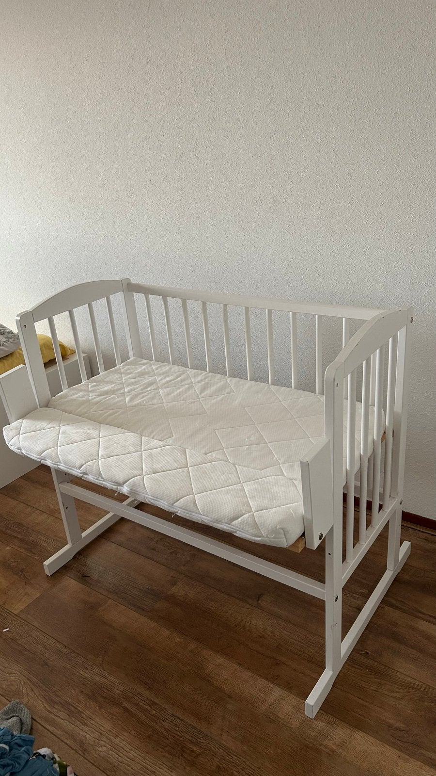 Petite Amelie 2-in-1 Co-sleeper met matras en extender, Ophalen of Verzenden, Zo goed als nieuw, Minder dan 140 cm, Matras