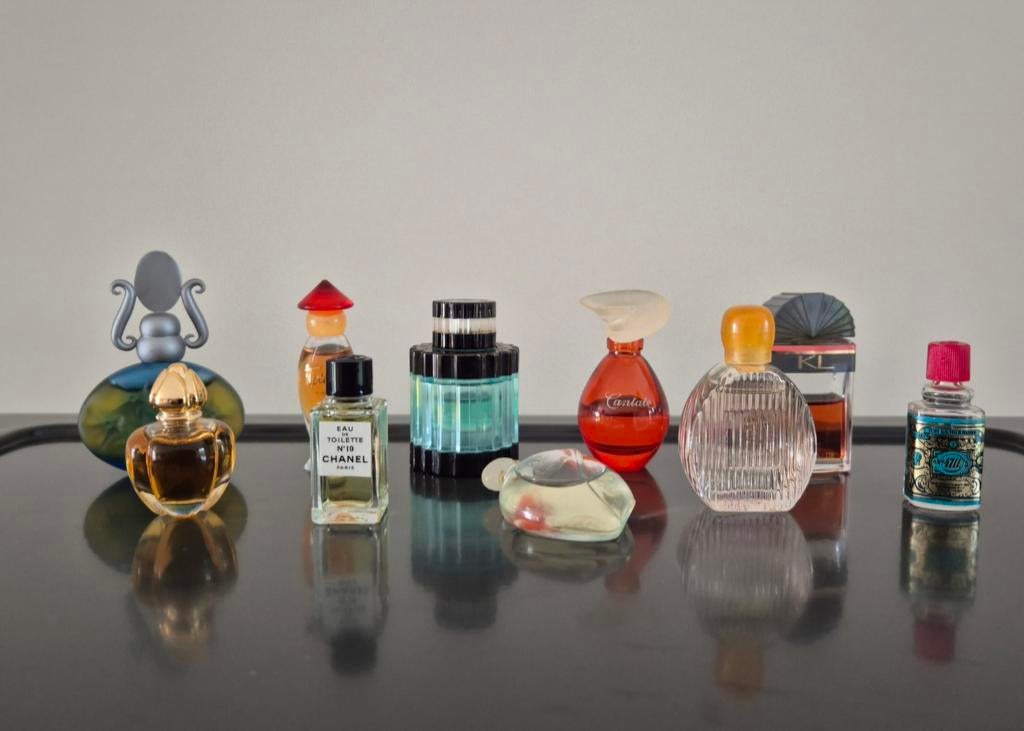 Set 10x parfum miniaturen (mix set nr 3), Ophalen of Verzenden, Zo goed als nieuw, Miniatuur