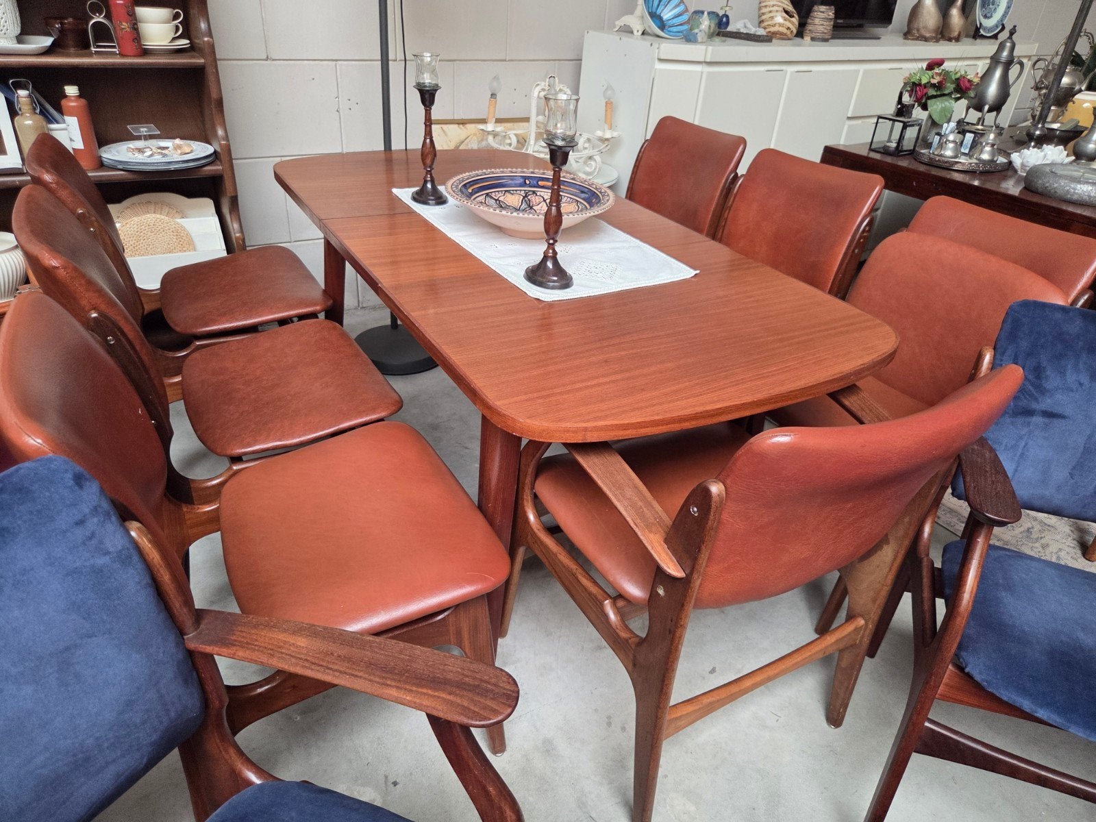 Een echte mooie vintage eethoek met 7 stoelen, Ophalen, Gebruikt, Vintage, 4 tot 6 stoelen