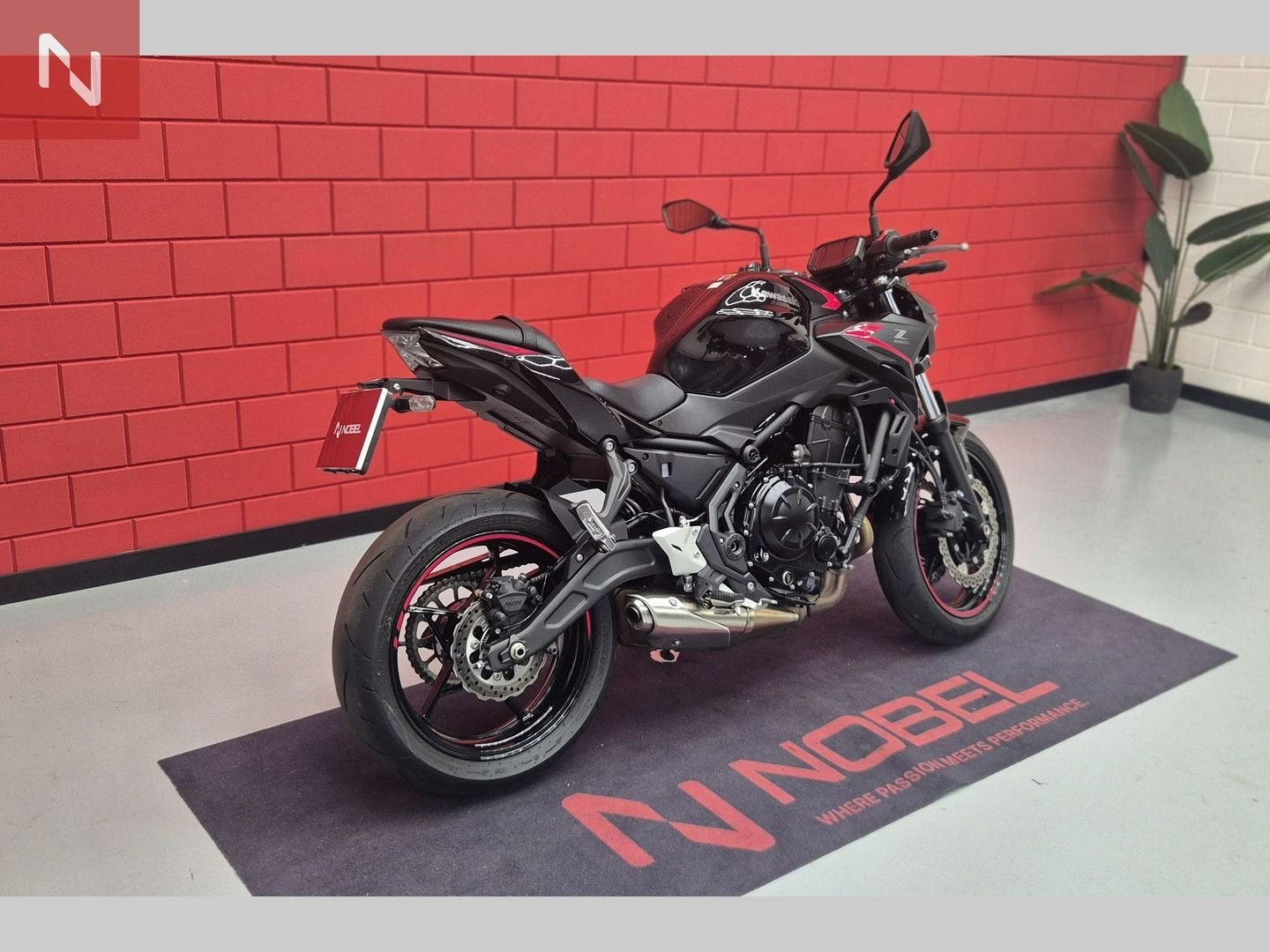 KAWASAKI Z 650 (A2) TFT Nieuwstaat! (bj 2023), Motoren, Motoren | Kawasaki, 2 cilinders, 649 cc, Bedrijf, Onbekend