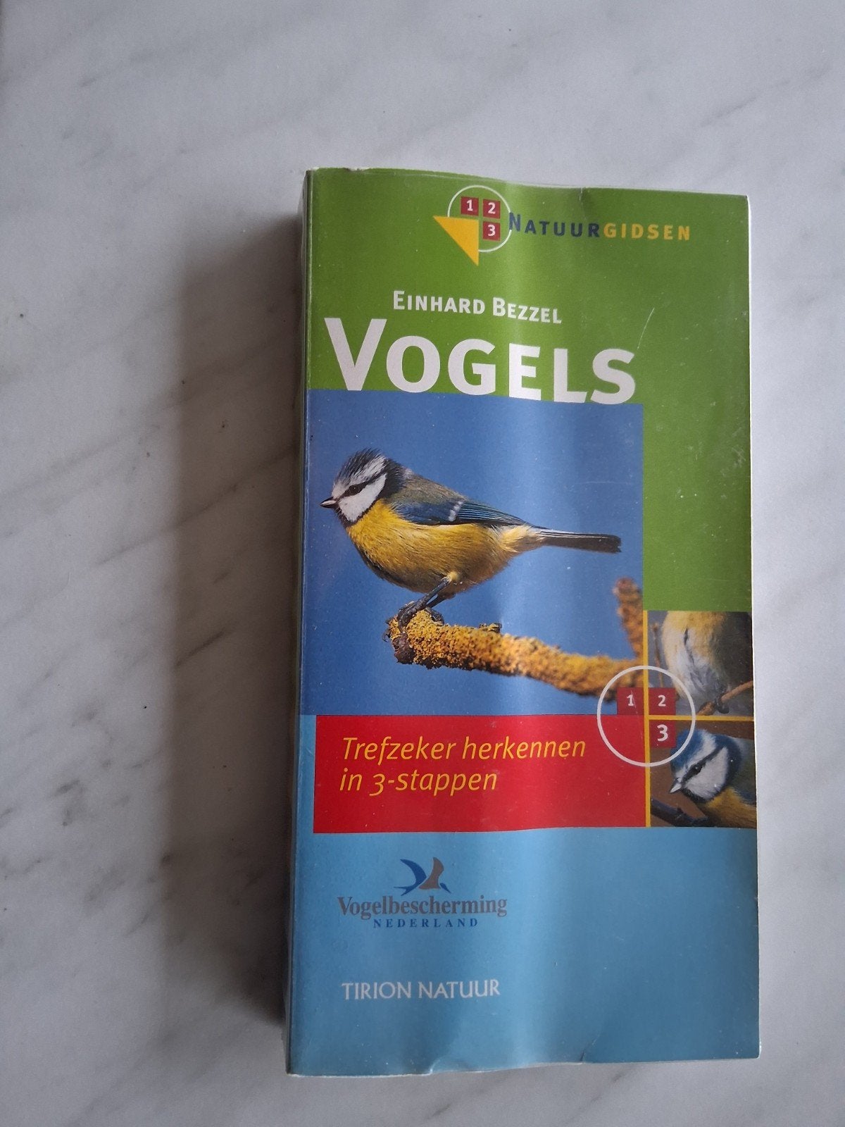 Einhard Bezzel VOGELS  Trefzeker herkennen  in 3-stappen, Ophalen of Verzenden, Zo goed als nieuw, Vogels