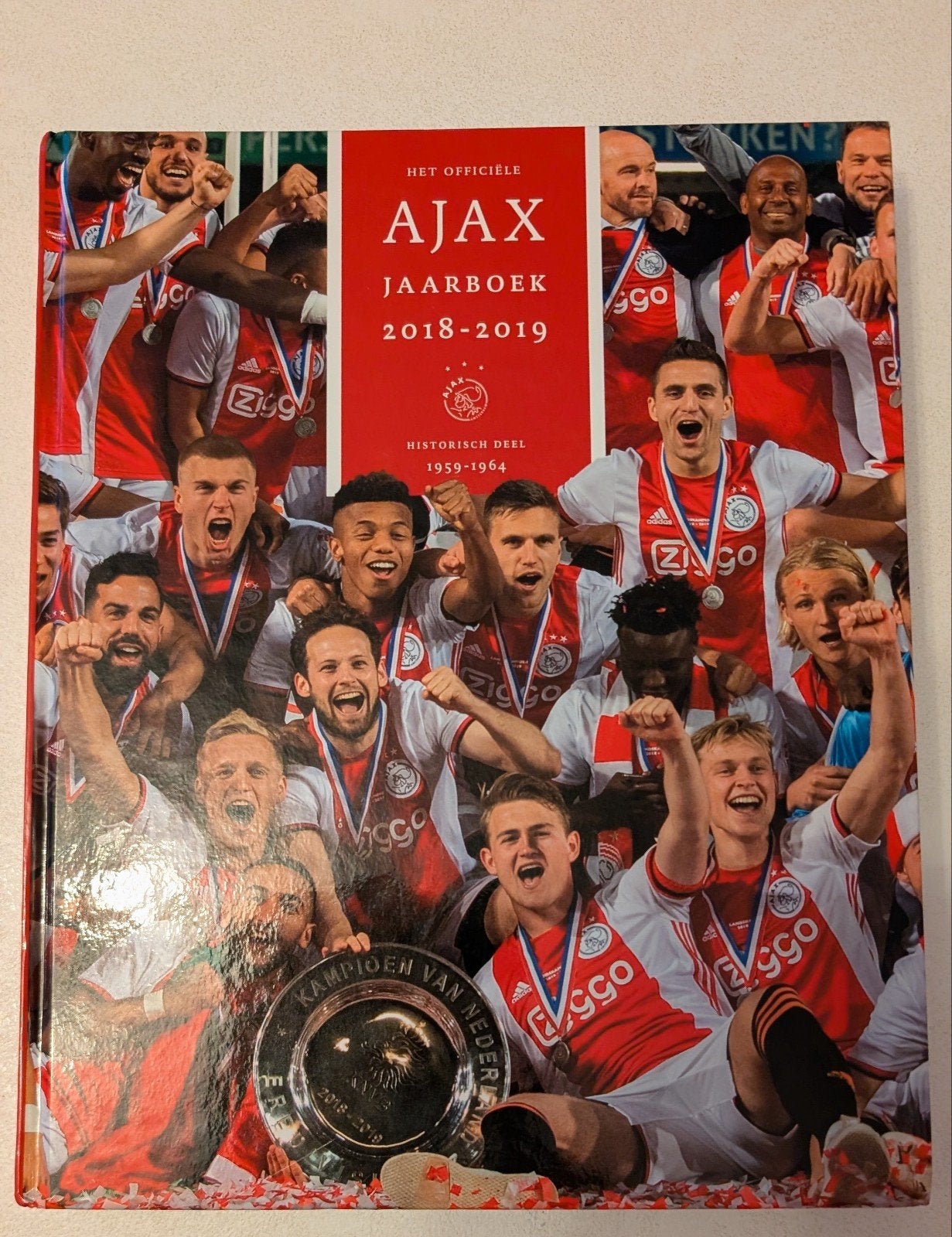 Het Officiële Ajax Jaarboek 2018-2019, Ophalen of Verzenden, Gelezen, Kick Uitgevers, Overige sporten