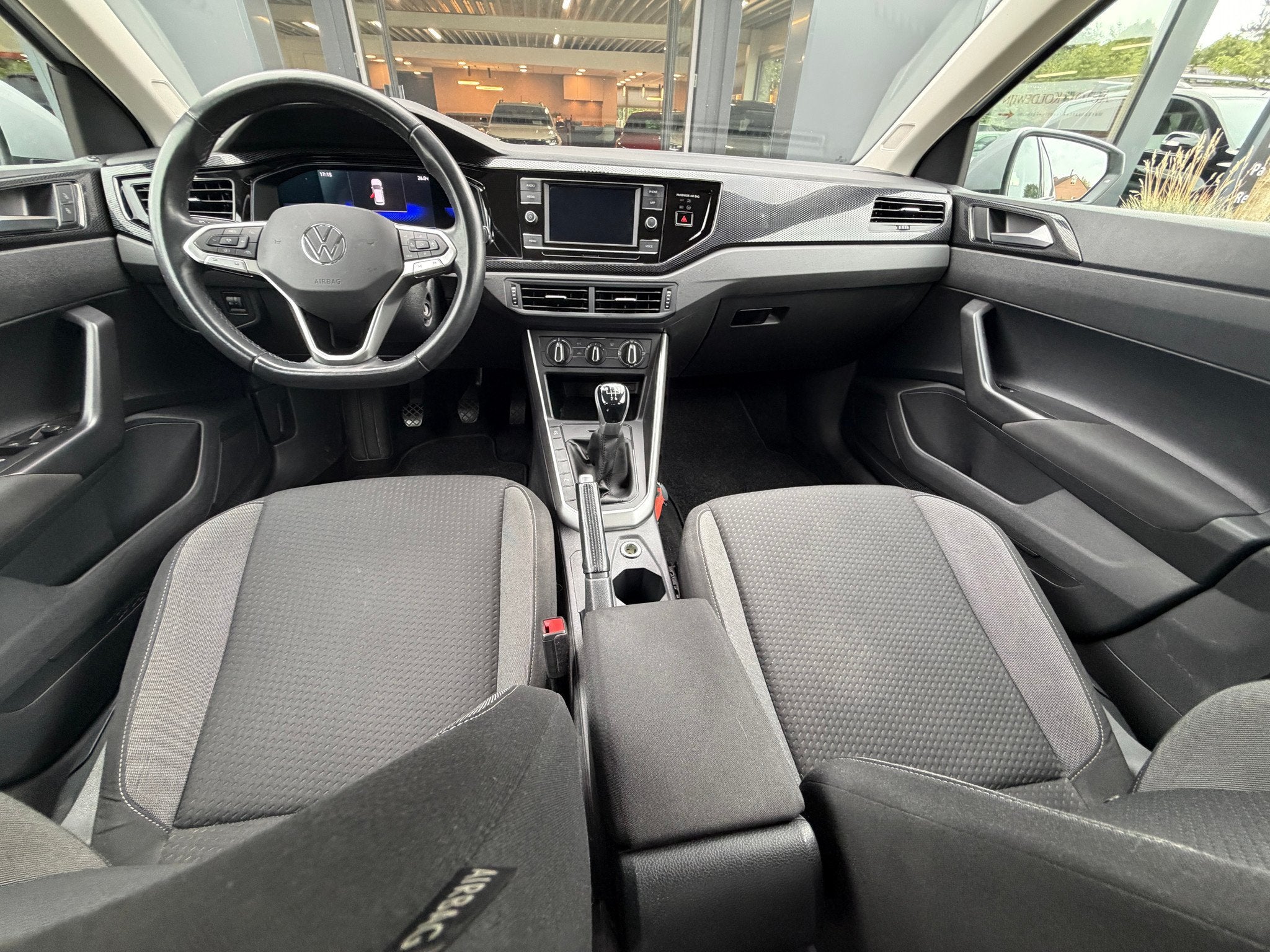 Volkswagen Polo 1.0 TSI 95pk Life (bj 2022), Auto's, Keurmerk '100% Onderhouden', Gebruikt, Euro 6, 49 €/maand