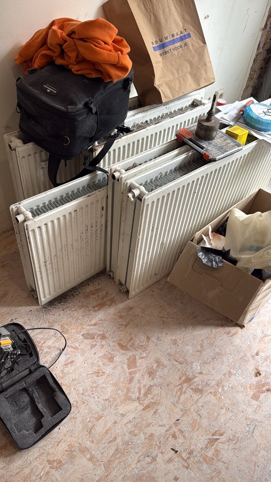 Diverse radiatoren - Gebruikt, Doe-het-zelf en Verbouw, Verwarming en Radiatoren, Ophalen, 30 tot 80 cm, Gebruikt, Radiator