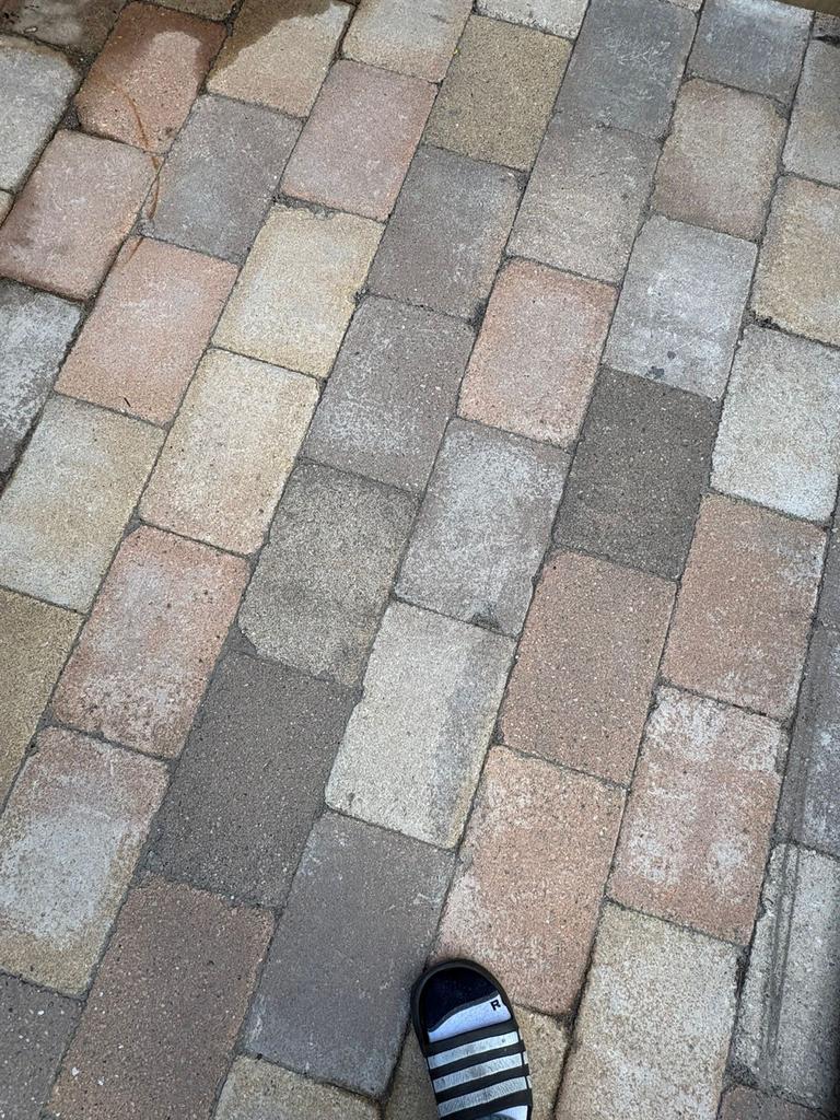 Gratis af te halen stenen 30x20, ca. 15 m², Tuin en Terras, Tegels en Klinkers, Ophalen, Klinkers, Zo goed als nieuw, 10 m² of meer