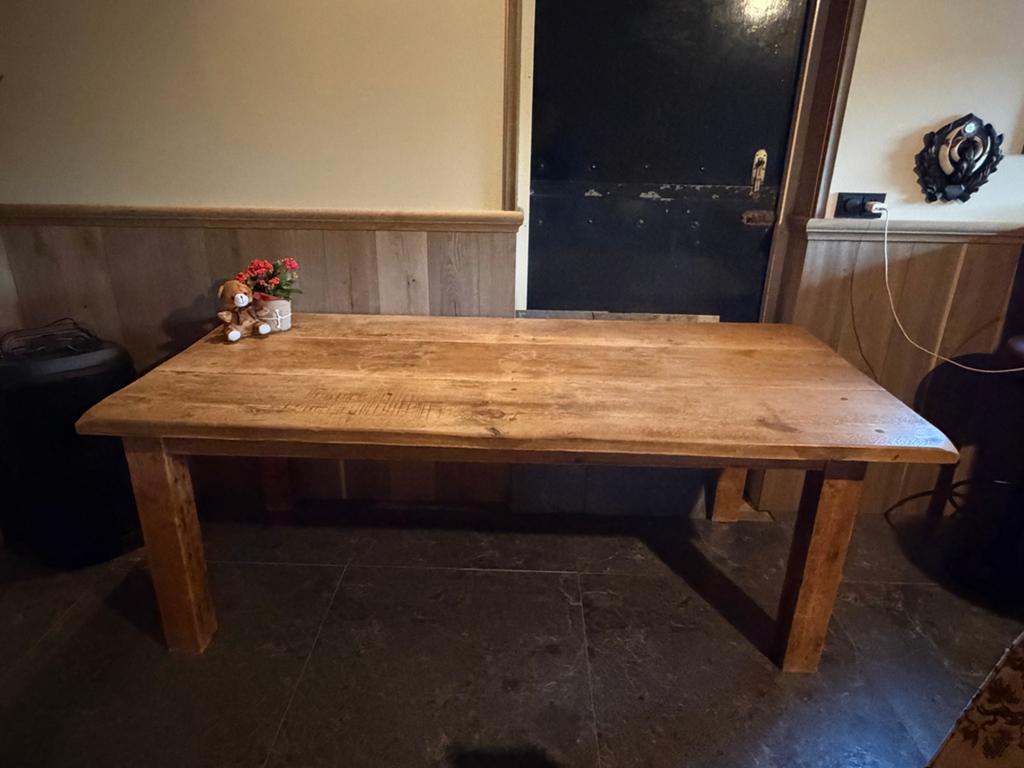 Robuuste vintage grenen eettafel van wagondelen, Huis en Inrichting, Tafels | Eettafels, Ophalen, Gebruikt, 50 tot 100 cm, Vijf personen of meer