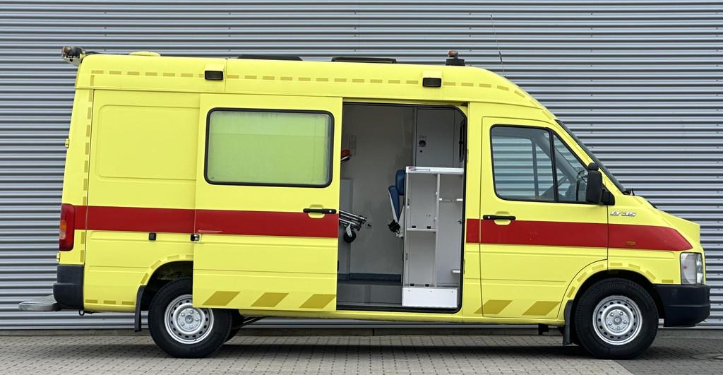 Volkswagen LT LT 2.8 TDI 158 PK lang Ambulance Rettungswagen, Auto's, Bestelauto's, Euro 2, Gebruikt, Startonderbreker, Volkswagen