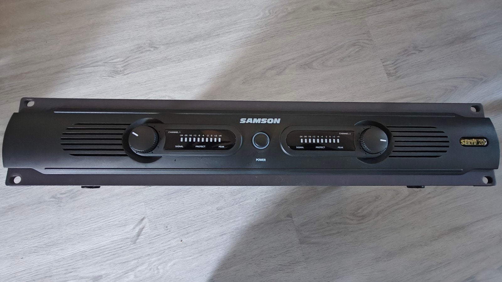 Samson Servo 200 Eindversterker, Overige merken, Gebruikt, Ophalen of Verzenden, 120 watt of meer