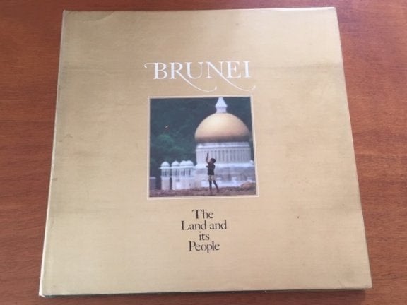 Brunei - The Land and its People, Gelezen, Verzenden, Overige typen, Azië