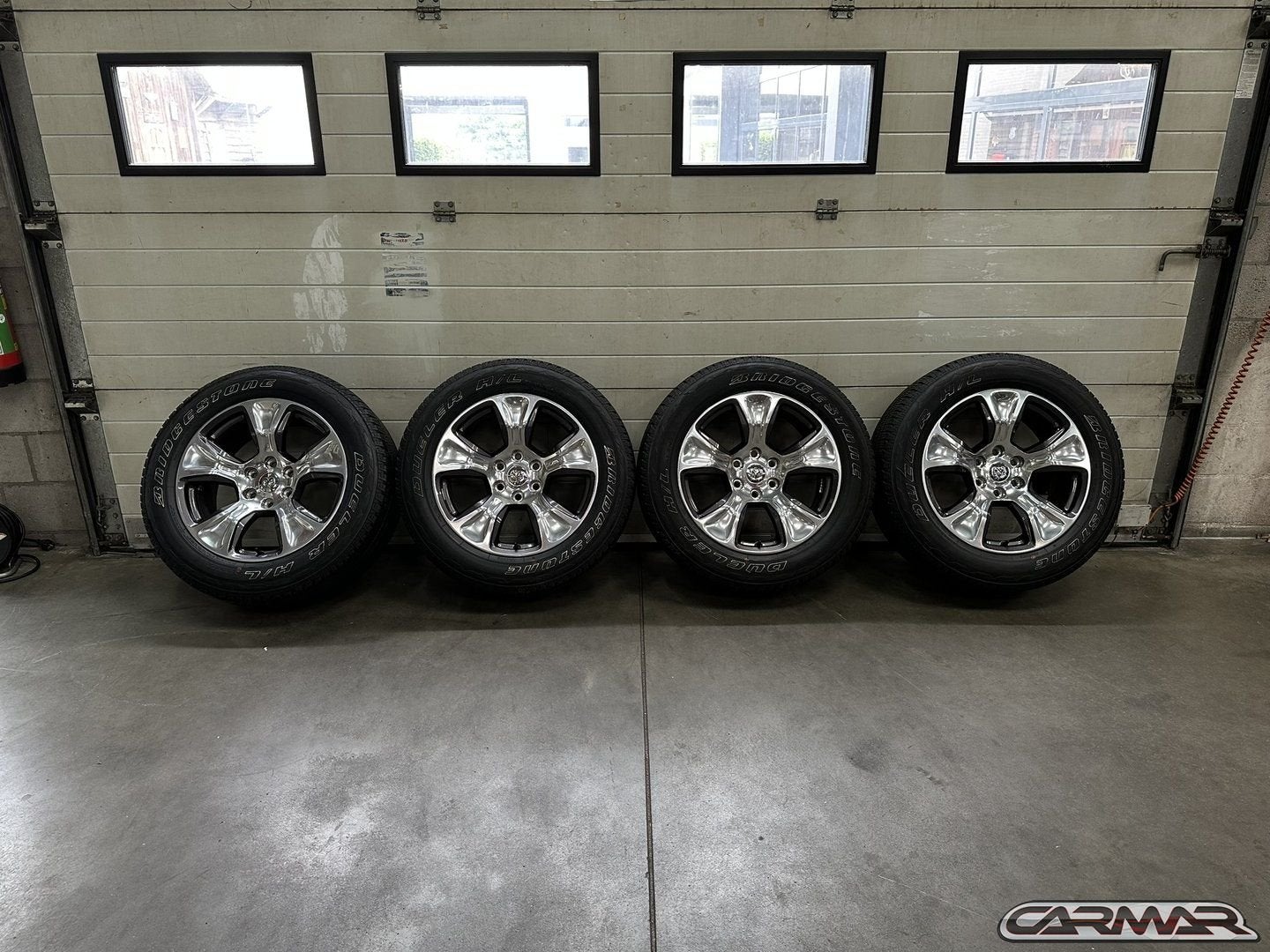 20" Originele Dodge Ram wielen | Bridgestone | Silverado / G, Auto-onderdelen, Gebruikt, -, 275 mm, -