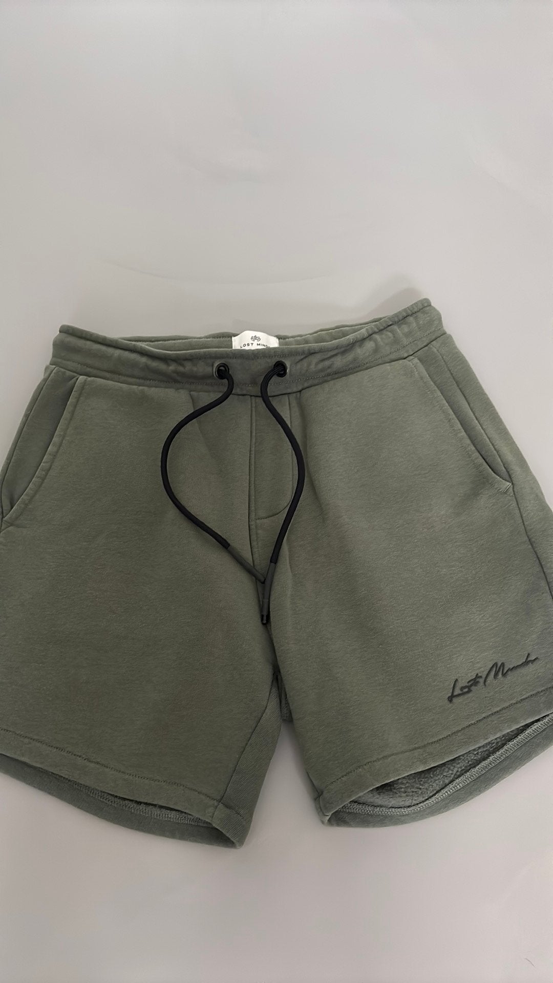 Korte broek lost minds maat s, Kleding | Heren, Ophalen of Verzenden, Gedragen, Maat 46 (S) of kleiner, Groen