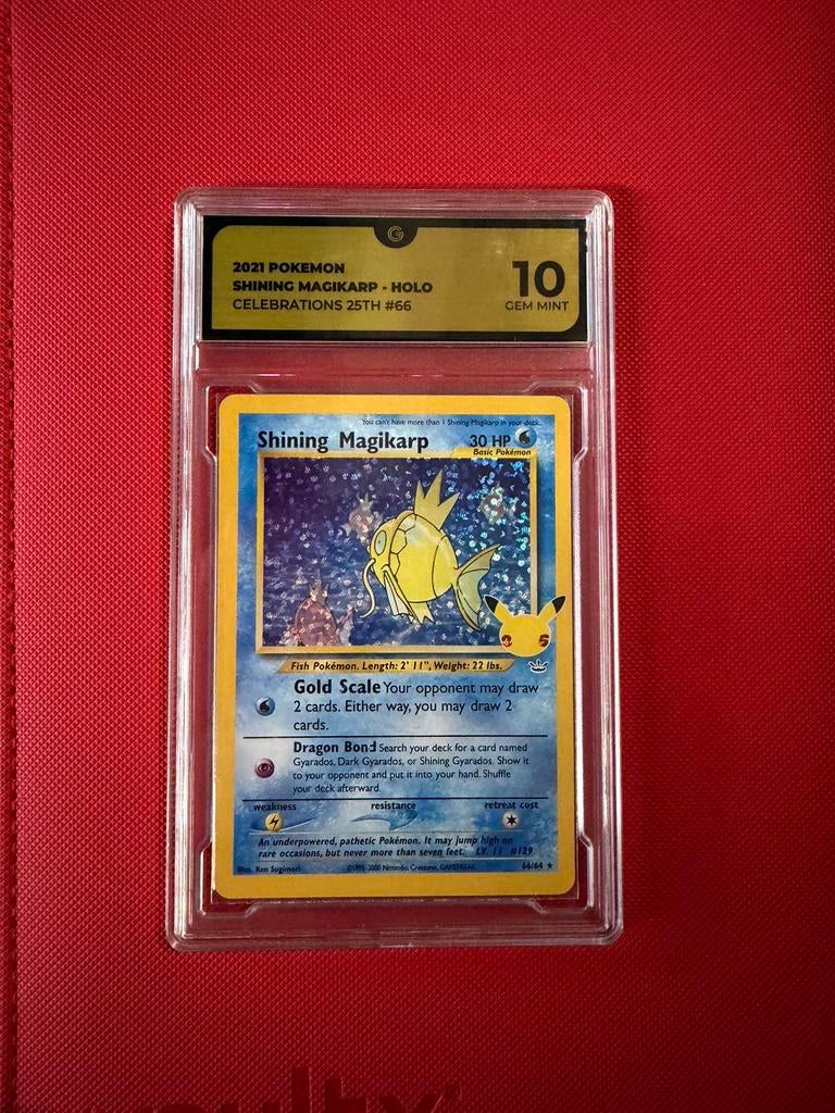 Pokemon celebrations shining magikarp graded in 10, Ophalen of Verzenden, Zo goed als nieuw