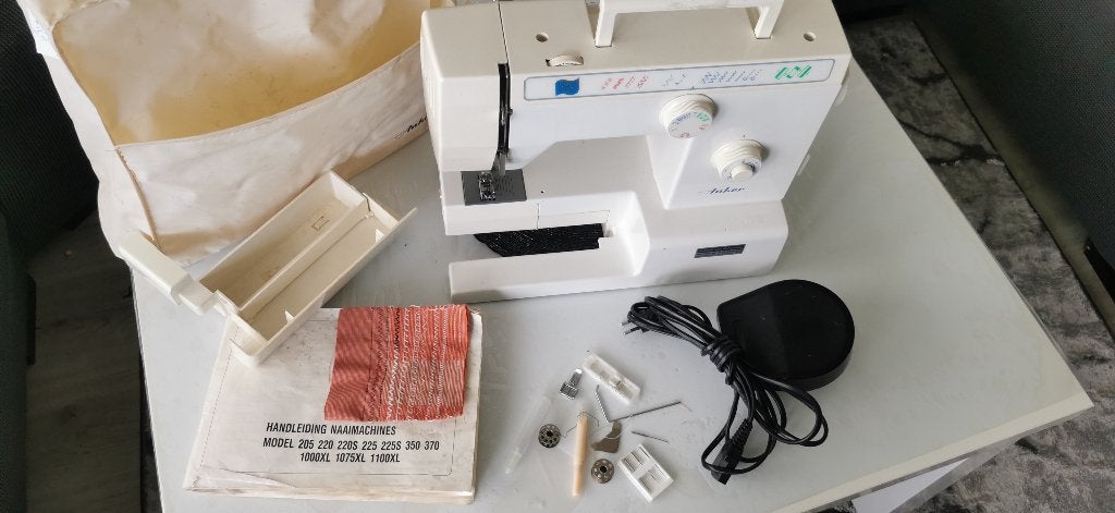 Naaimachine Anker 225S werkt goed, Ophalen of Verzenden, Zo goed als nieuw, Naaimachine, Overige merken