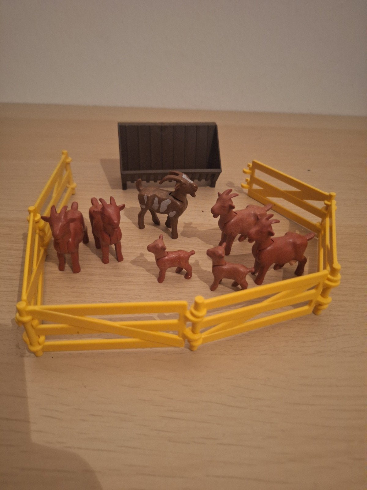 Playmobil Geiten familie met hek en voederbak, Ophalen of Verzenden, Gebruikt
