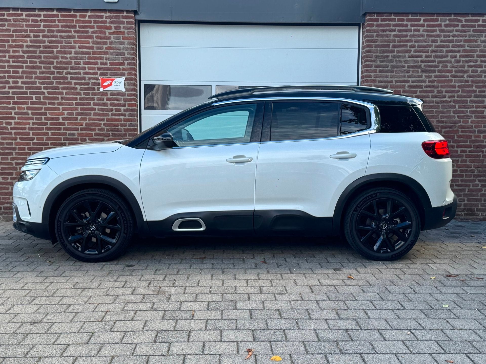 Citroen C5 AIRCROSS 1.2 Shine|Leer|Bi-tone|Stoelverw|Led|, Voorwielaandrijving, 1350 kg, Gebruikt, C5 Aircross