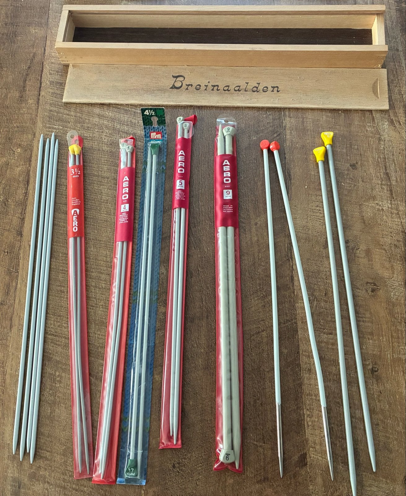 Breinaalden AERO / PRYM in houten opbergkistje, Ophalen, Gebruikt, Breien, Naald