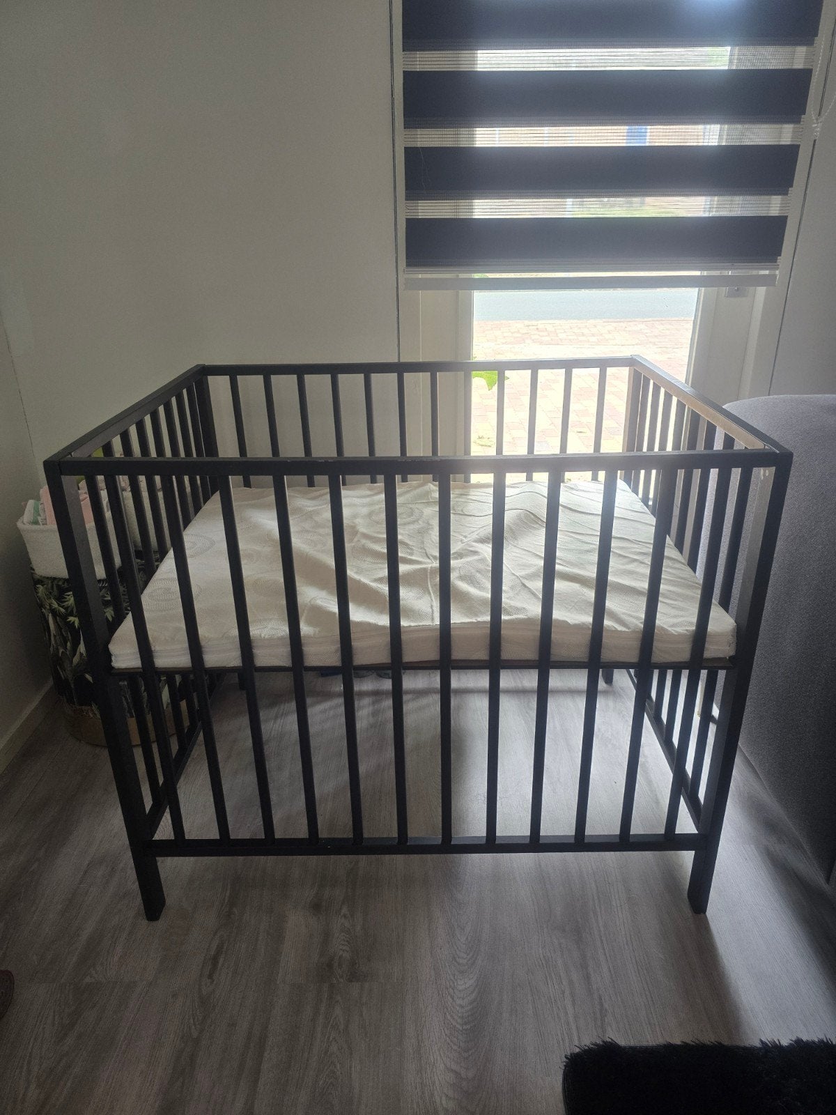 Zwarte baby box, Ophalen, Gebruikt, Vierkant