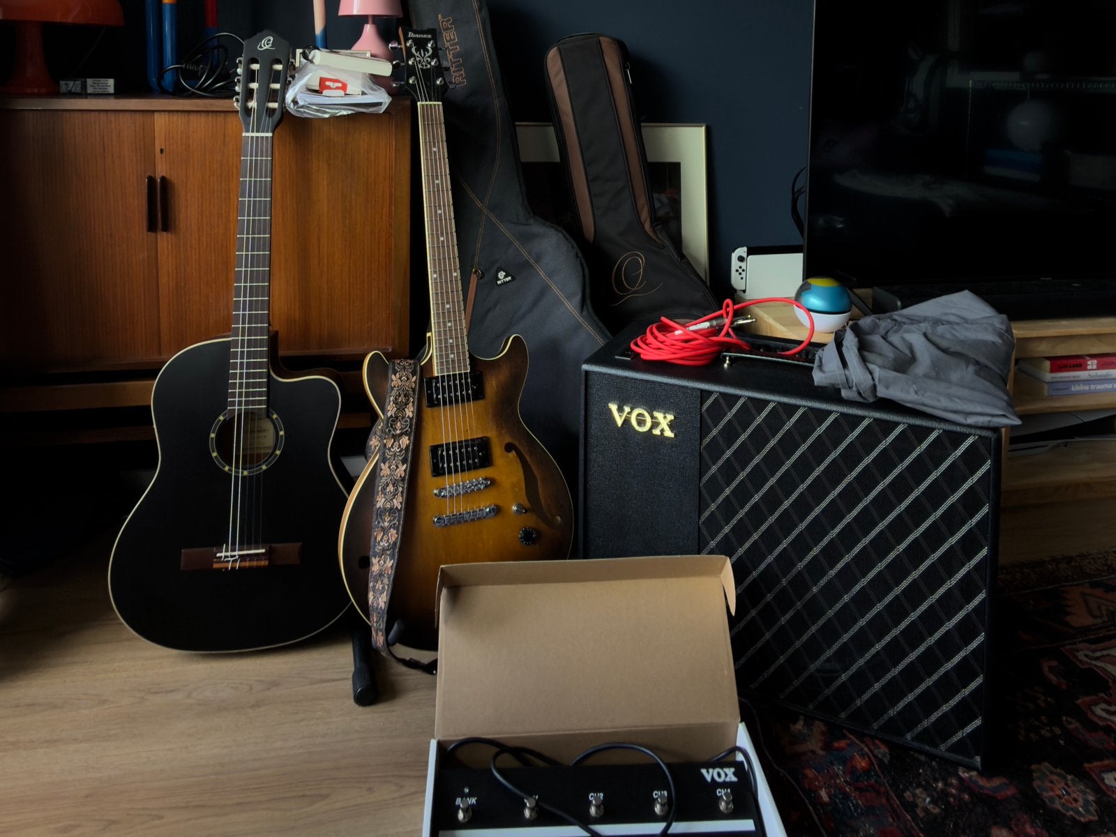 Complete gitaarset| Ibanez, Ortega, VOX VT100X + accessoires, Muziek en Instrumenten, Ophalen, Zo goed als nieuw, Gitaar, 100 watt of meer