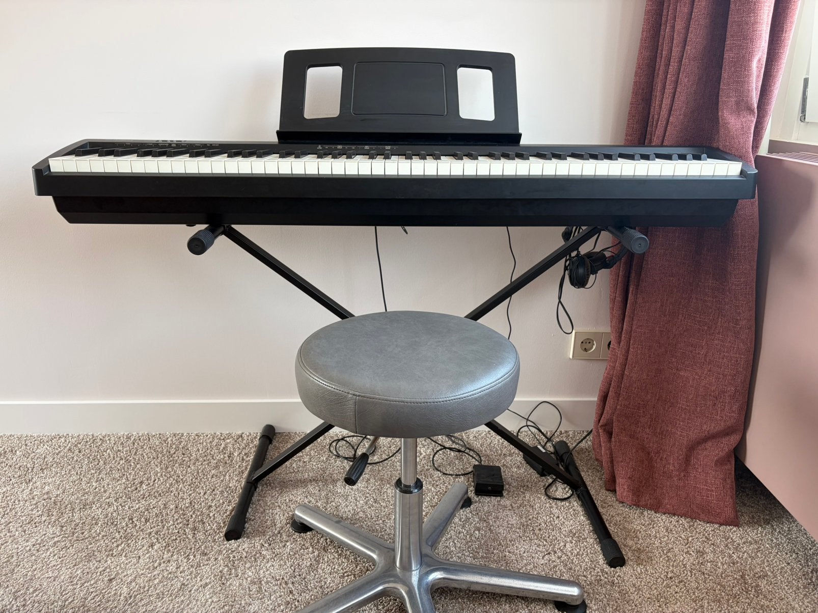 Roland FP 10, Muziek en Instrumenten, Ophalen, Gebruikt, Zwart, Digitaal
