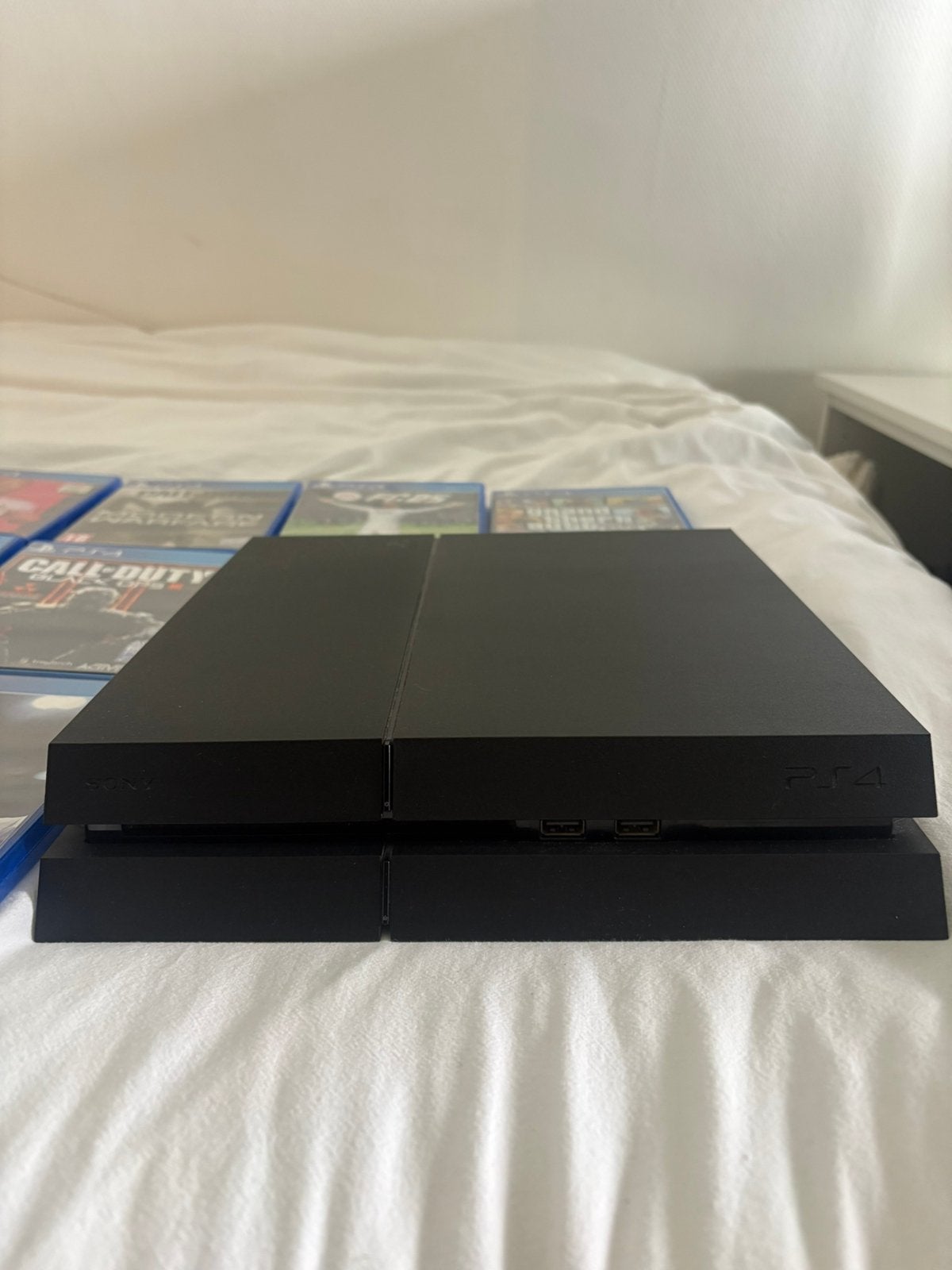 Foto 3 van PS4 inclusief spellen