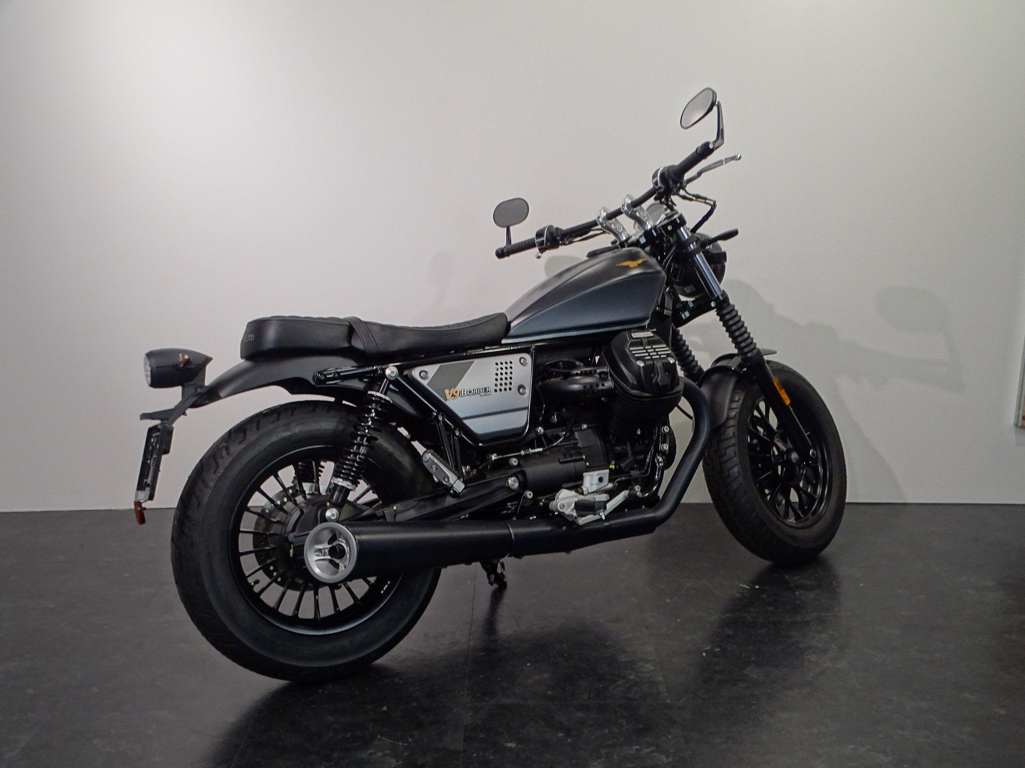 Moto Guzzi V9 BOBBER SPECIAL EDITION, Motoren, Nieuw, Bedrijf, Overig