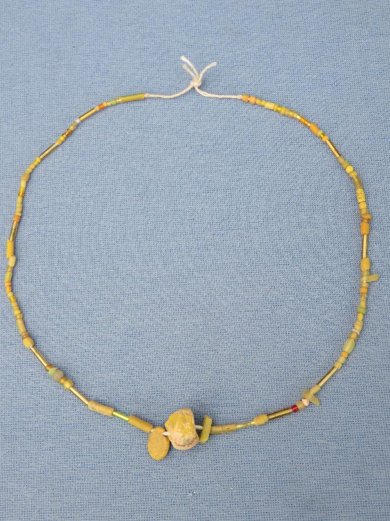 Romeinse rijk - Glas snoer - ca. 2000 jaar oud - bodemvondst, Ophalen of Verzenden, Overige materialen, Ketting