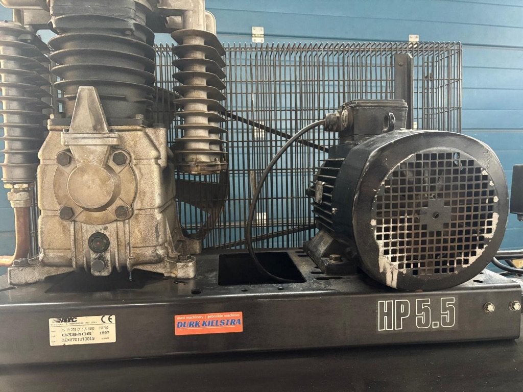 Balma 270 Liter Compressor 5,5 PK 400V Krachtstroom 11 Bar, Doe-het-zelf en Verbouw, Compressors, Ophalen, Gebruikt, 400 tot 800 liter/min