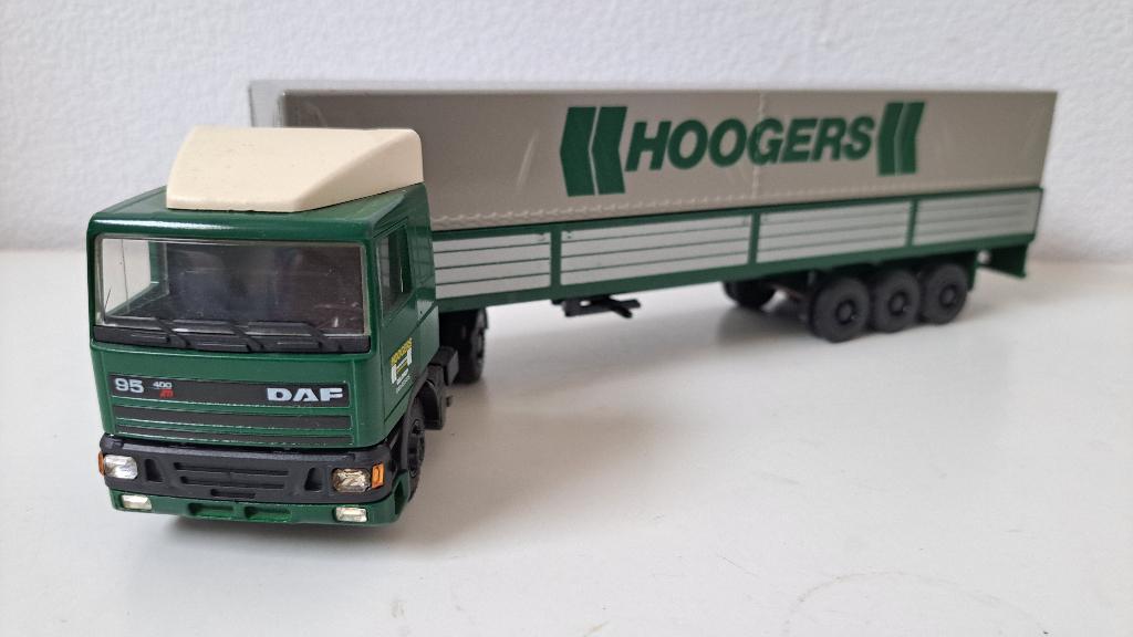 Liontoys Daf 95 400 Ati Hoogers / Aarts Geldrop, Ophalen of Verzenden, Gebruikt, Bus of Vrachtwagen, Lion Toys