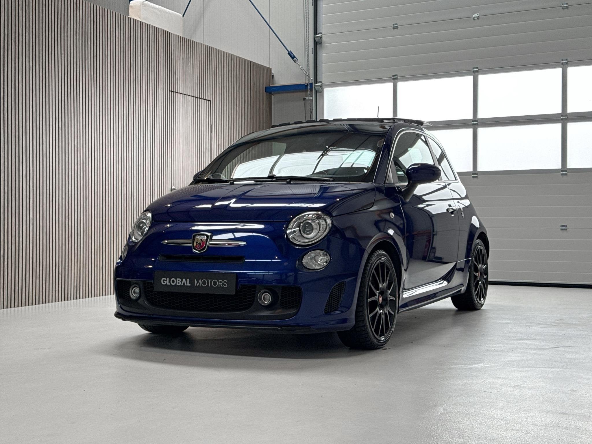 Abarth 595 1.4 T-Jet - PANORAMADAK - MONZA UITLAAT - XENON -, Auto's, Stof, Euro 6, 4 cilinders, 1010 kg