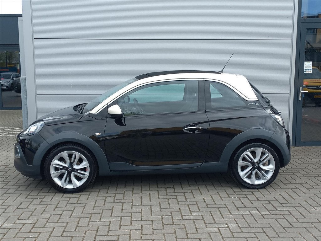 Opel ADAM 1.0T 90pk Rocks | Climate control | Navigatie via, Auto's, Opel, Voorwielaandrijving, LED verlichting, 4 stoelen, Zwart