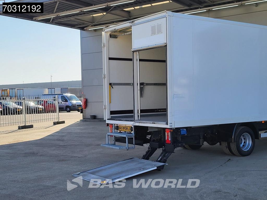 Iveco Daily 70C18 3.0L Laadklep Dubbellucht 180PK Bakwagen A, Auto's, Stof, Gebruikt, Euro 6, 4 cilinders