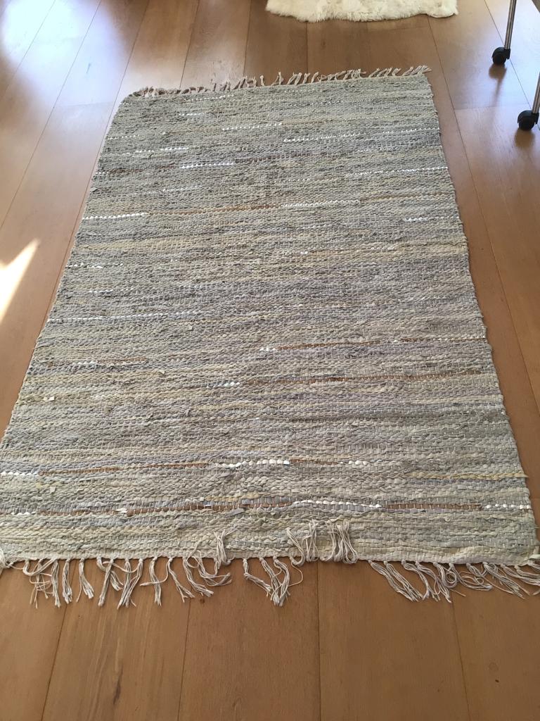 Lederen suède Voddenkleed 125x195cm, 100 tot 150 cm, Zo goed als nieuw, 150 tot 200 cm, Rechthoekig