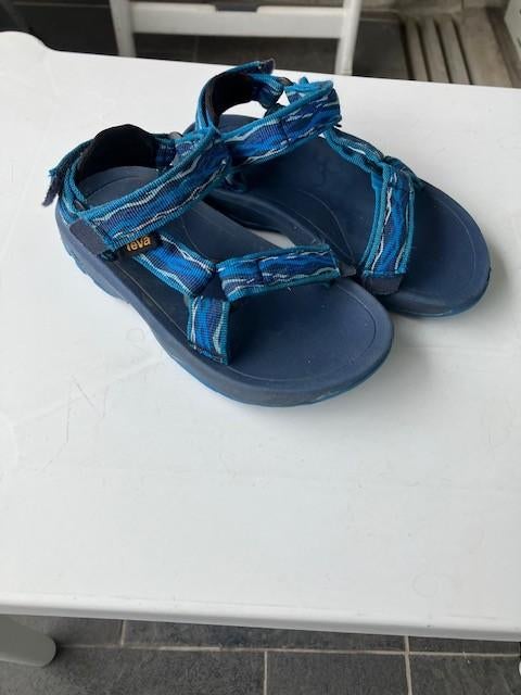 TEVA  jongenssandalen,  maat 28,  blauw, Kinderen en Baby's, Kinderkleding | Schoenen en Sokken, Gebruikt, Verzenden, Overige typen