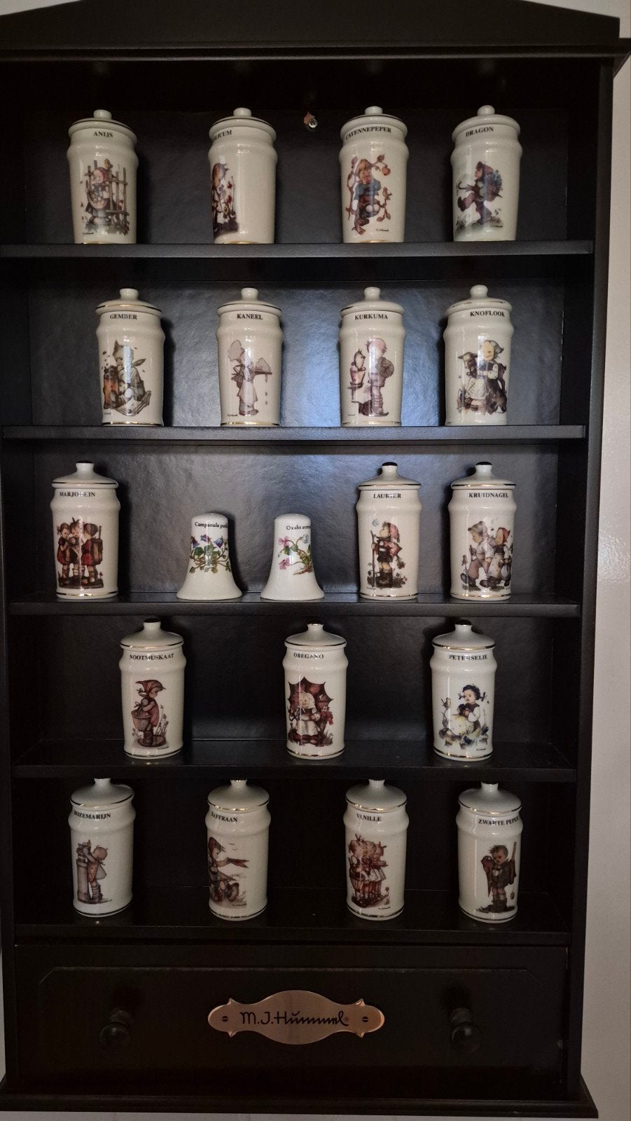 Hummel Kruidenpotjes met Origineel Houten Wandrek, Ophalen of Verzenden