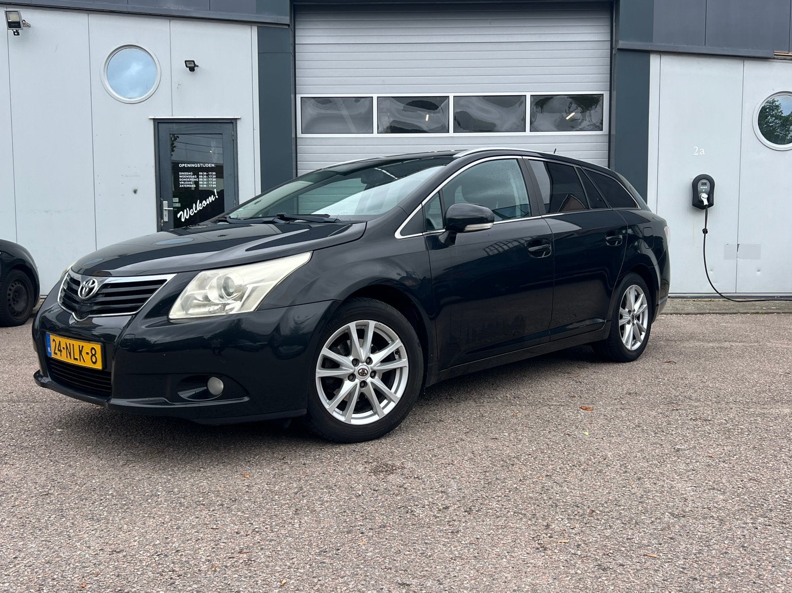 TOYOTA AVENSIS | AIRCO | APK | TREKHAAK | CRUISE CONTROL, Auto's, 15 km/l, Avensis, 4 cilinders, Origineel Nederlands