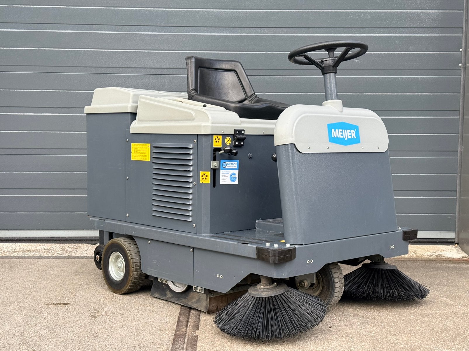 Meijer VR950 Veegmachine kort gebruikt slechts 70 draaiuren, Ophalen, Zo goed als nieuw