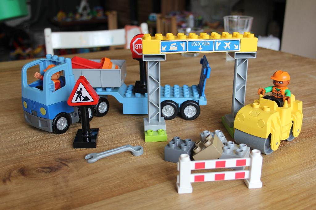Lego duplo werk aan de weg 5652, Overige thema's, Compleet, Ophalen of Verzenden, Zo goed als nieuw