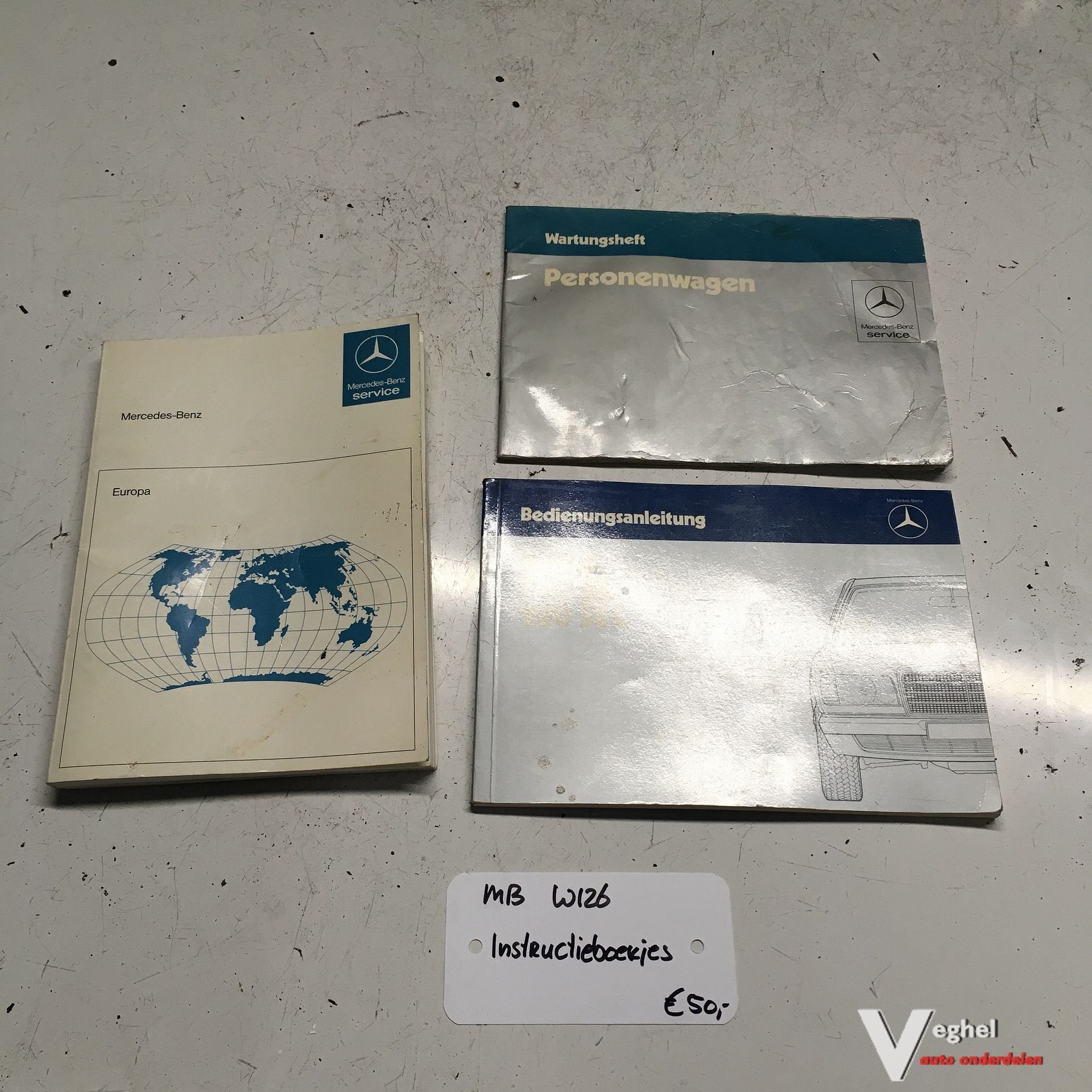 Mercedes W126   1982  Instructieboekjes Duits, Auto diversen, Ophalen of Verzenden