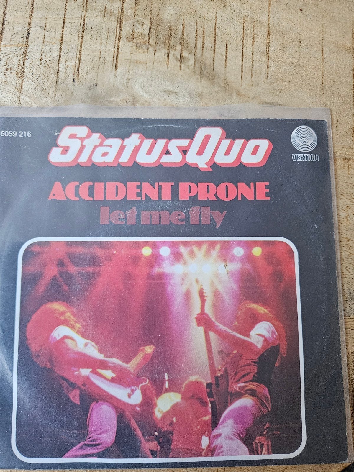 Status Quo - Accident Prone / Let Me Fly (Single), Gebruikt, 7 inch, Single, Ophalen of Verzenden