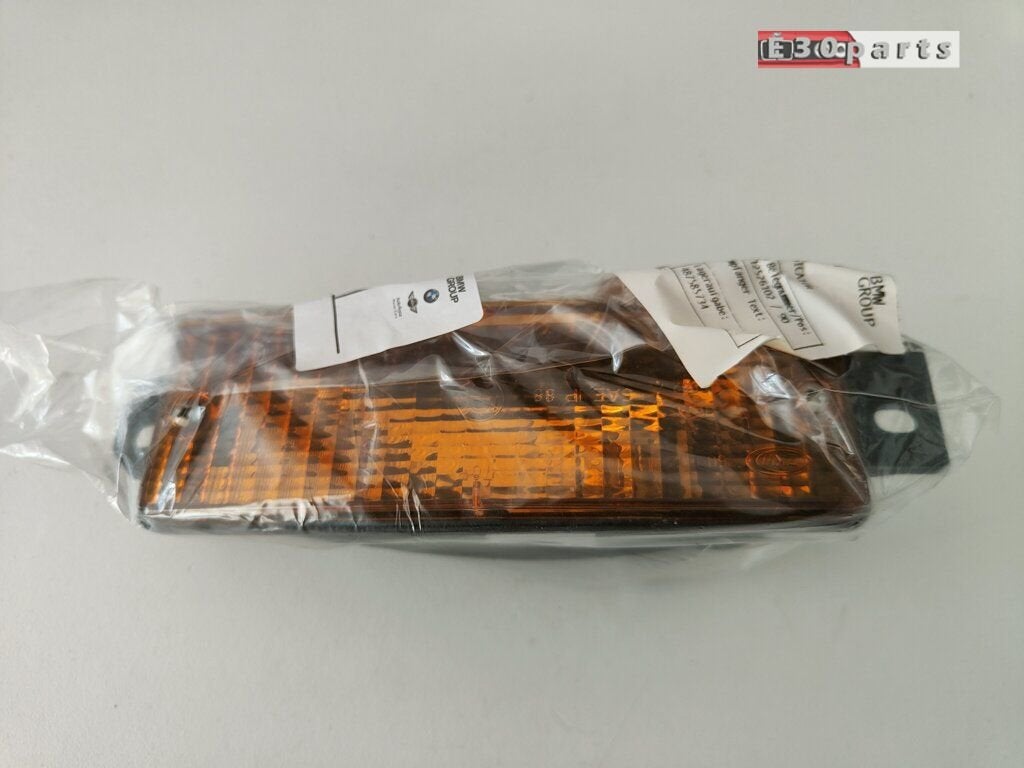 Oranje knipperlicht rechts in de bumper BMW E30  1380962, Auto-onderdelen, -, -, Nieuw, Ophalen of Verzenden
