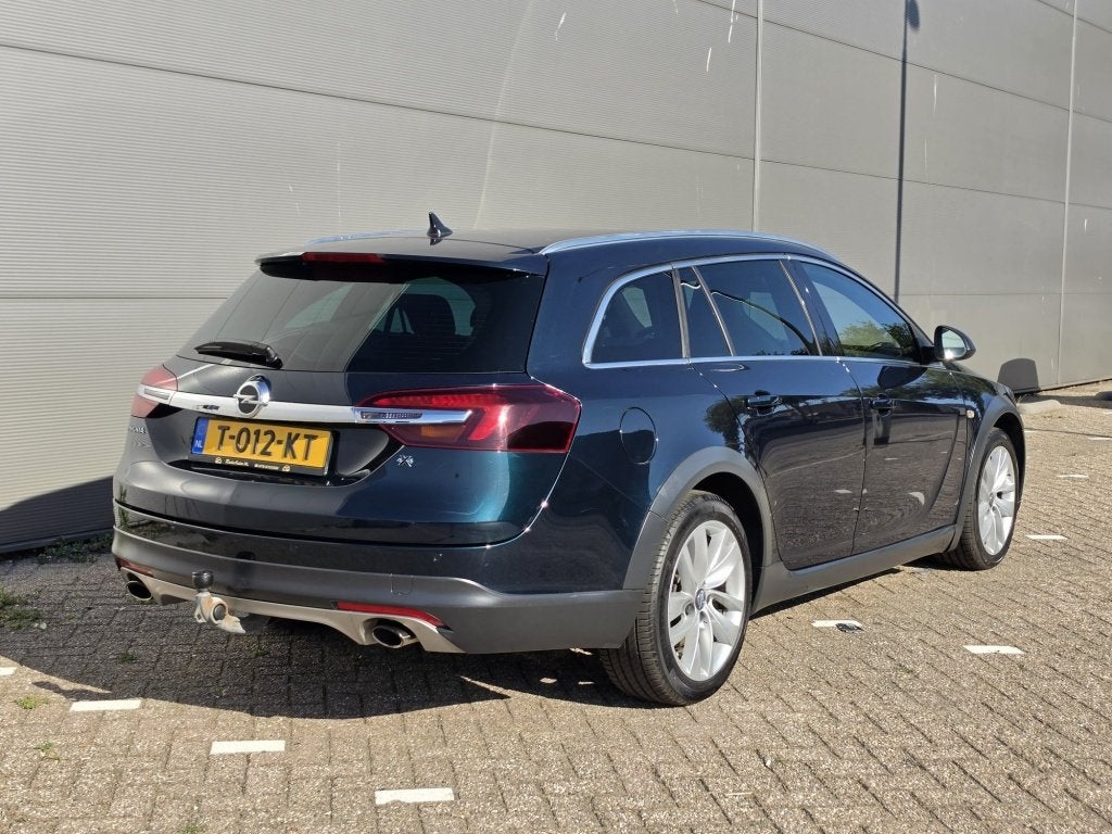 Opel Insignia Sports Tourer 2.0 T Cosmo 4x4 Ecc/Carplay 251p, 1998 cc, Gebruikt, Euro 6, 4 cilinders