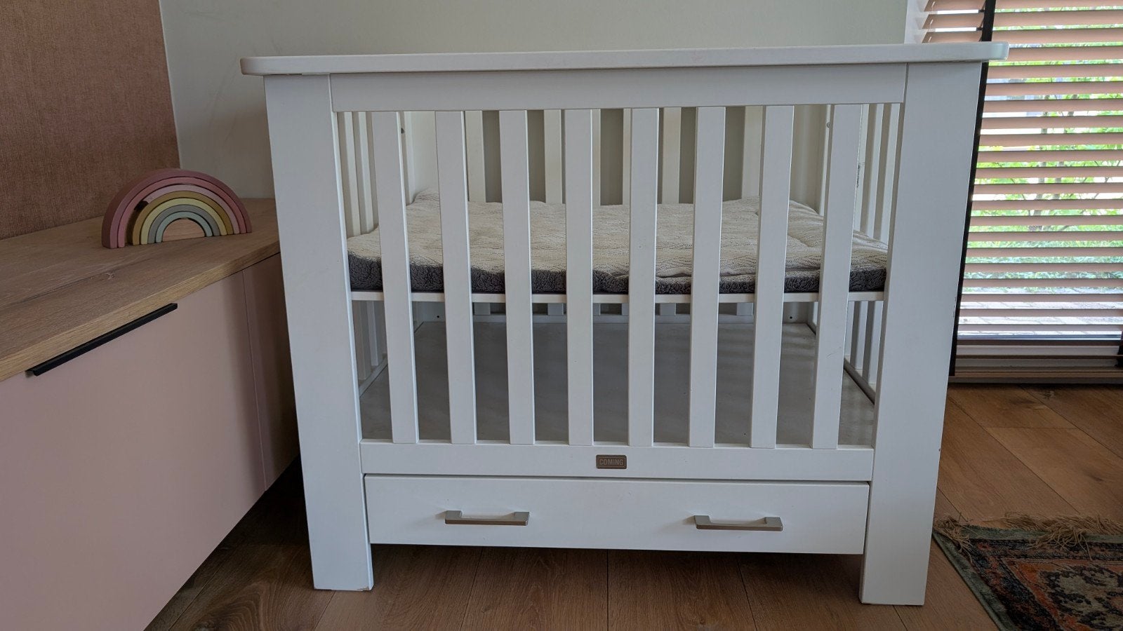 Witte box met la van Coming inclusief babygym Little Dutch, Kinderen en Baby's, Ophalen, Gebruikt, Rechthoekig, In hoogte verstelbaar