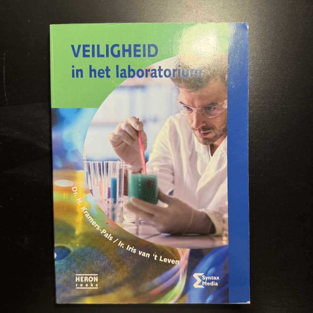 Veiligheid in het laboratorium, Ophalen of Verzenden, Zo goed als nieuw, Natuurwetenschap