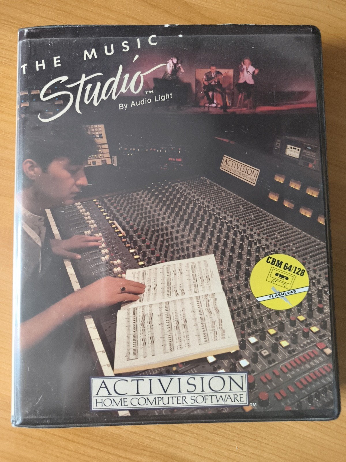 The Music Studio by Audio Light - CBM 64/128 (Activision), Spelcomputers en Games, Overige genres, 1 speler, Ophalen of Verzenden