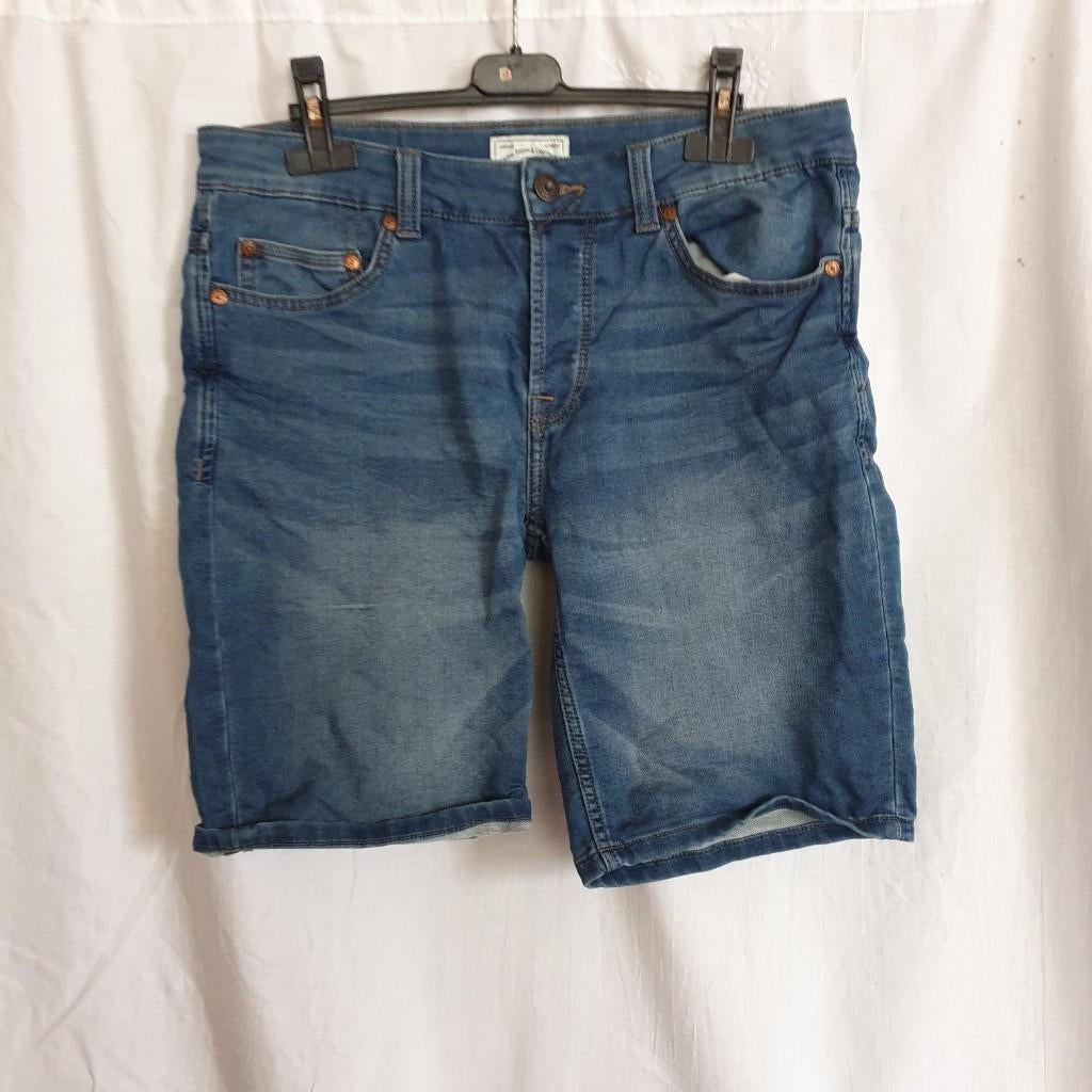 korte spijkerbroek. mt W31. Merk only & Sons, Blauw, ., Ophalen of Verzenden, Zo goed als nieuw