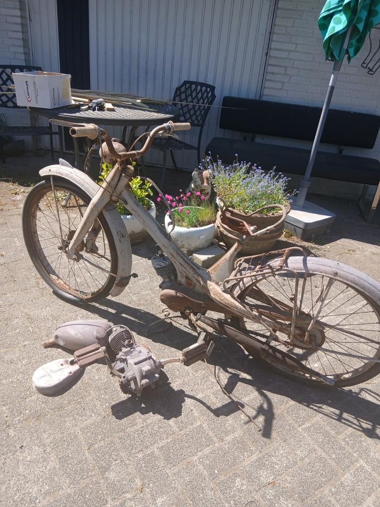 NSU bromfiets project, Puch motorblok, Fietsen en Brommers, Brommers | Oldtimers, Ophalen of Verzenden, Maximaal 45 km/u, Overige merken