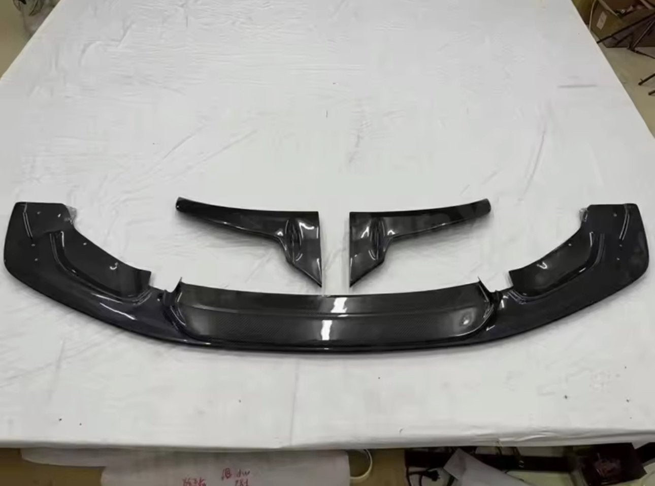 Carbon bumberlip/spoiler met splitters BMW, Voor, Nieuw, Ophalen of Verzenden, Spatbord