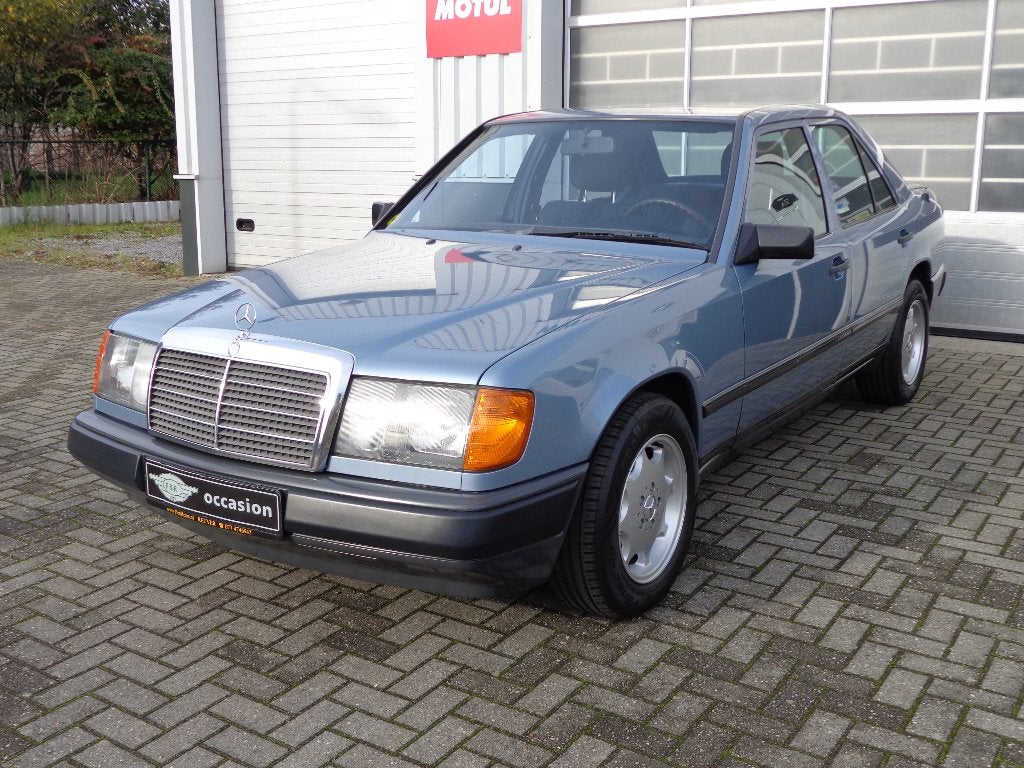 Mercedes-Benz Unknown