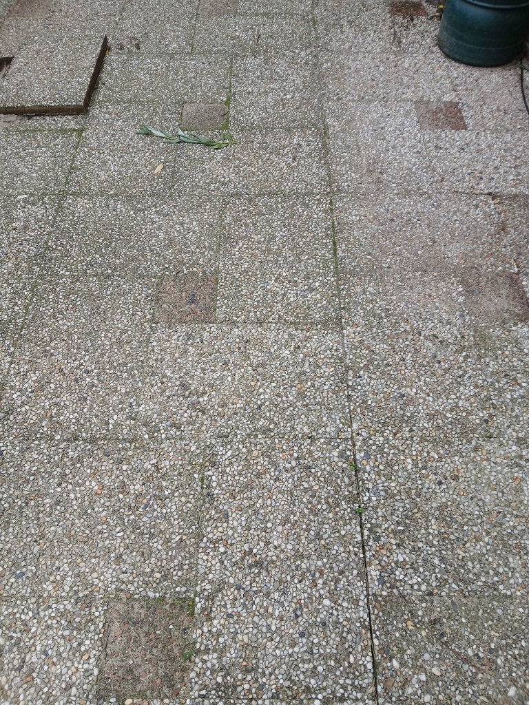 Gratis grind tegels, Ophalen, Gebruikt, 10 m² of meer, Grind
